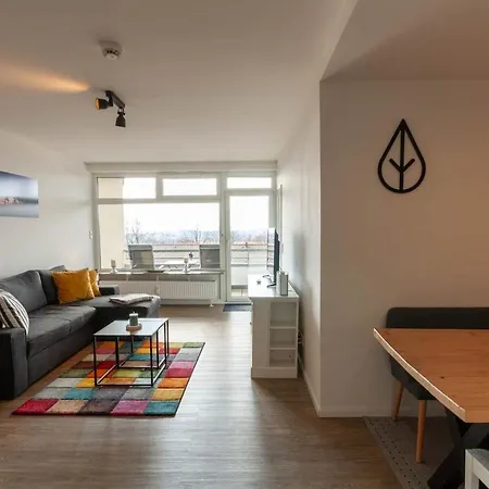 Gipfelblick Mit Balkon Lägenhet